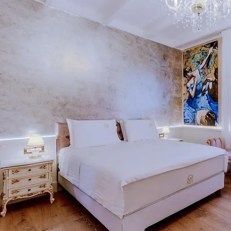 Madame Hortense Boutique ηotel * خانيا