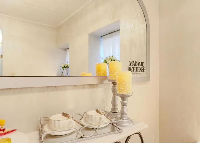 Madame Hortense Boutique ηotel מלון חאניה