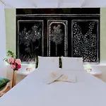 Madame Hortense Boutique ηotel *