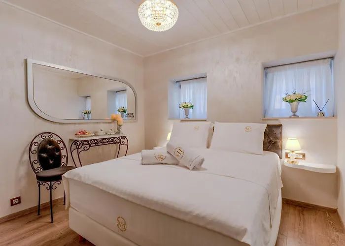 Madame Hortense Boutique ηotel *